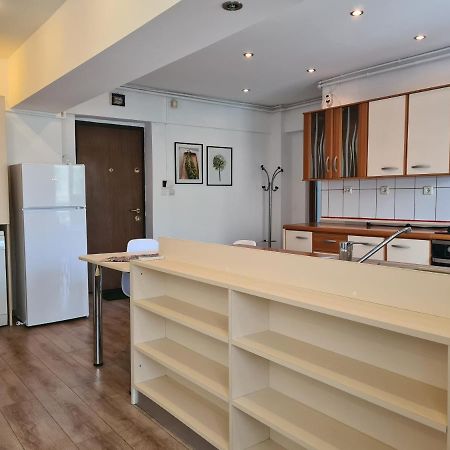 Apartament Anna Apartman Tergovistye Kültér fotó