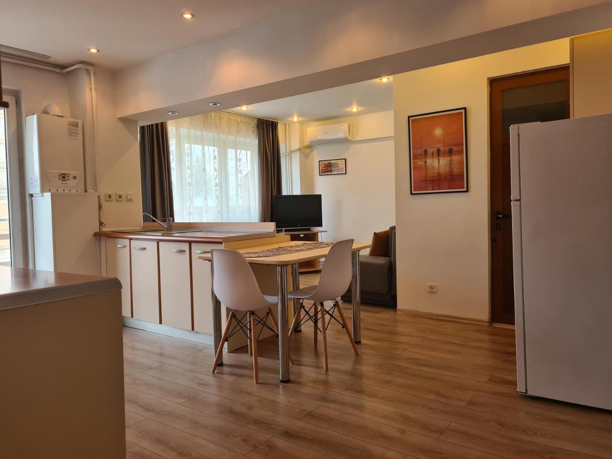 Apartament Anna Apartman Tergovistye Kültér fotó